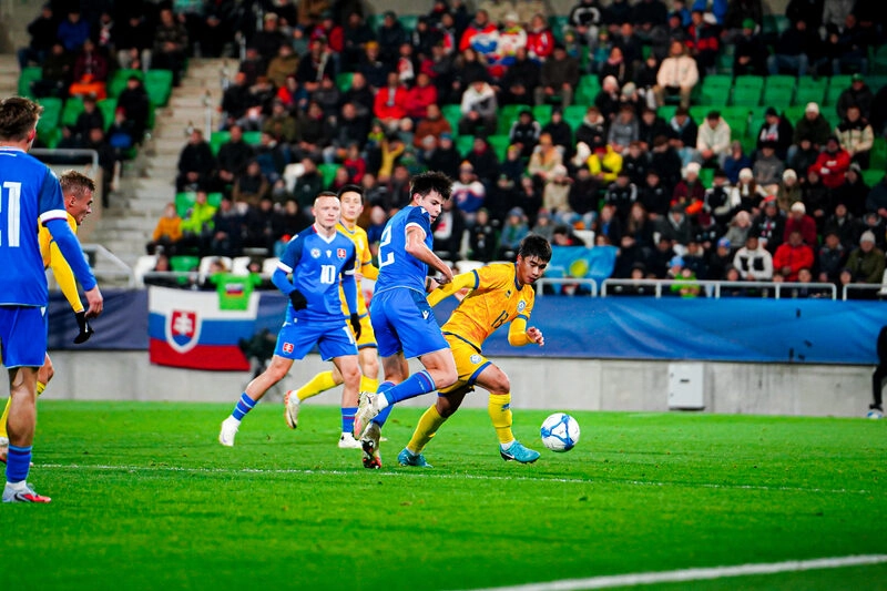 Slovakia vs Kazakhstan - Chủ nhà thắng dễ