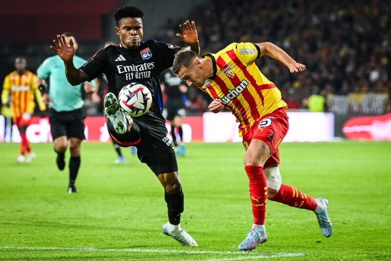 RC Lens vs Lyon - Á quân gục ngã